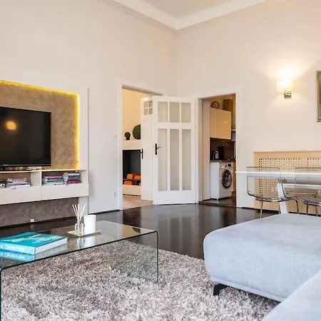 Apartment Elegant Opera